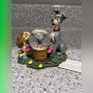 Disney Store Lady & the Tramp Snow globe NWT Tag